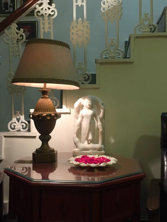 Barwara Kothi Hotel Jaipur Bagian luar foto