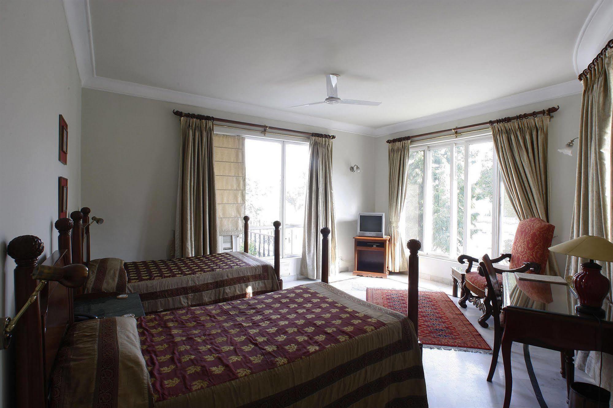 Barwara Kothi Hotel Jaipur Bagian luar foto