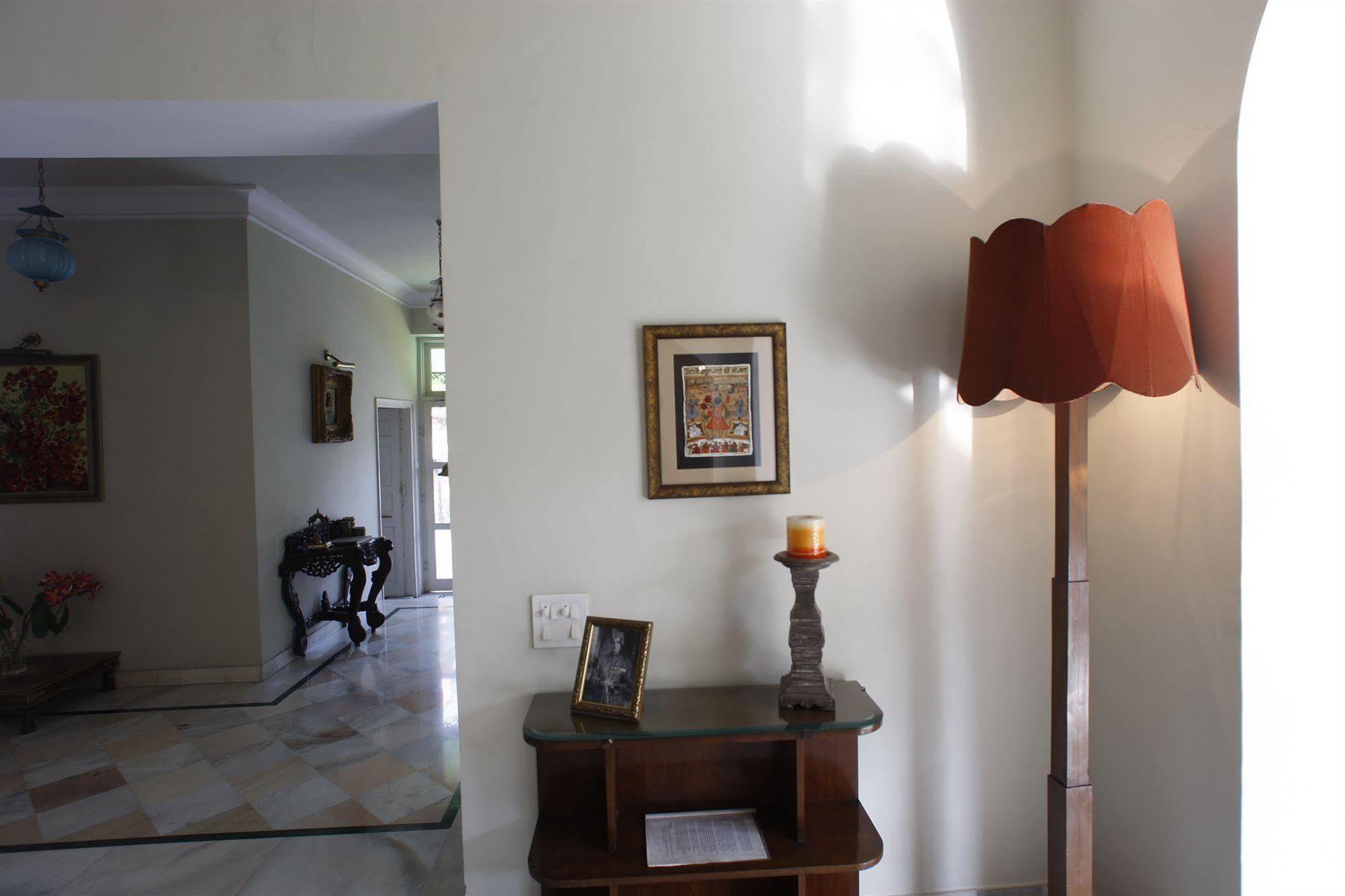 Barwara Kothi Hotel Jaipur Bagian luar foto