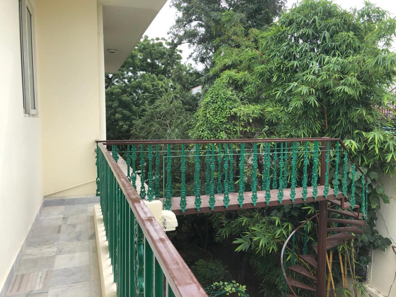 Barwara Kothi Hotel Jaipur Bagian luar foto
