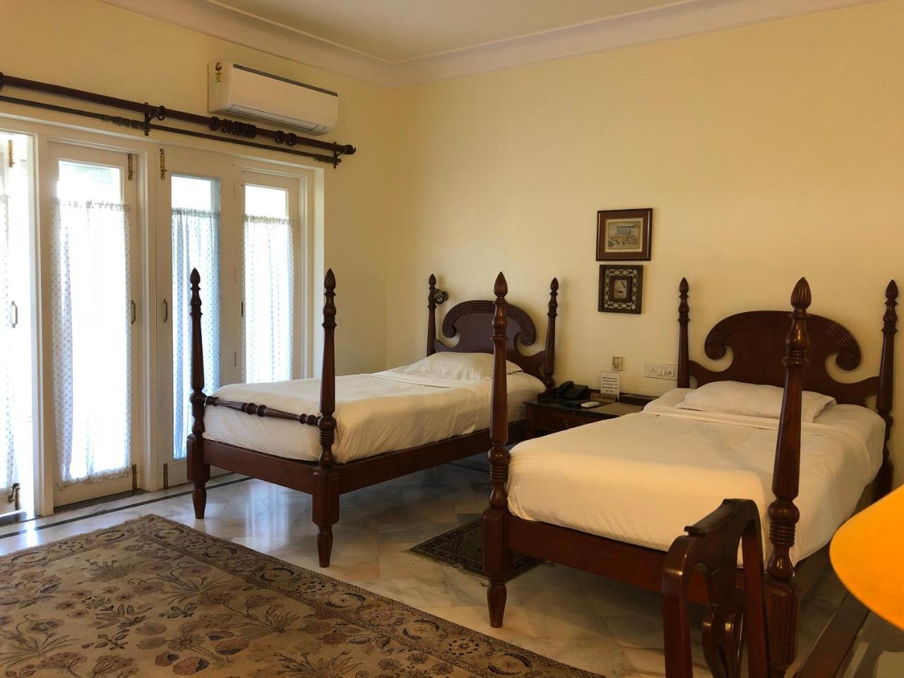 Barwara Kothi Hotel Jaipur Bagian luar foto
